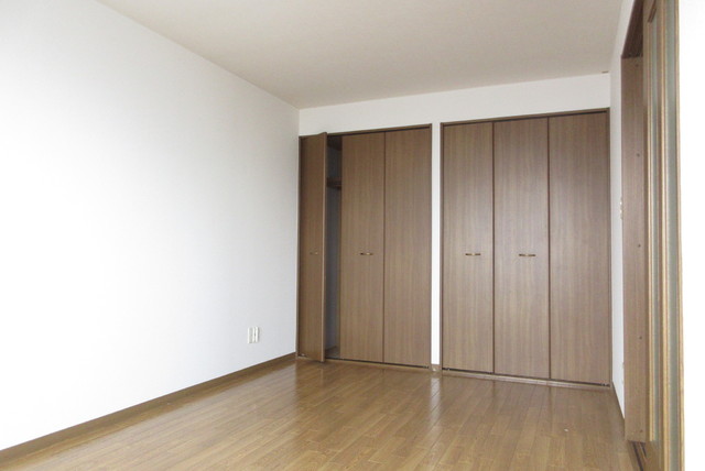 その他部屋・スペース　洋室８帖
