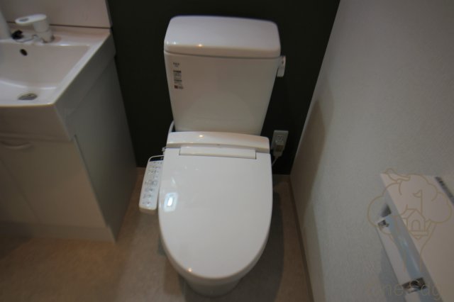 E-SPAAACE西天満のトイレ写真