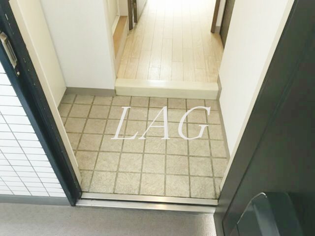 玄関　玄関です。