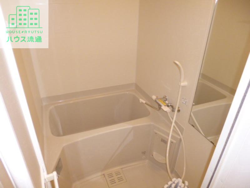 ＪＲ長崎本線 肥前古賀駅 徒歩29分 2階建 築12年の風呂写真