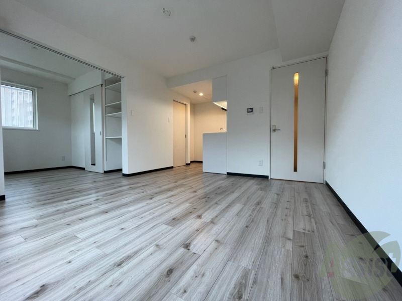 居室・リビング　広くてキレイなお部屋が広がっていて、充実した生活が送れそう。