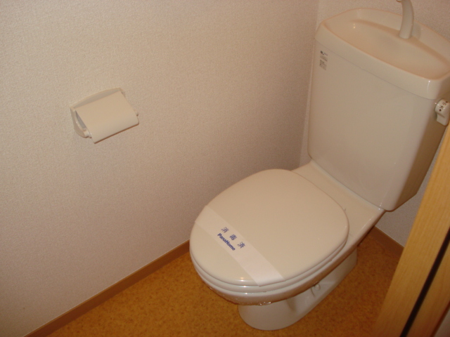 【大阪市平野区瓜破西のマンションのトイレ】