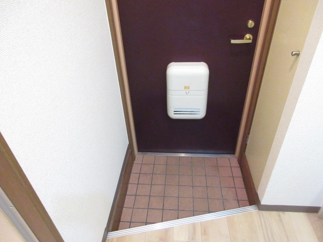 玄関　シューズＢＯＸの付いた玄関スペース