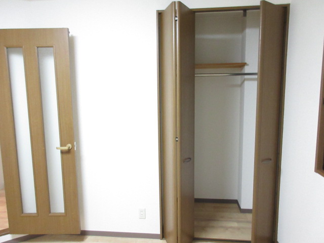 収納　クローゼットタイプの収納