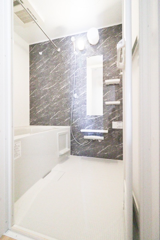 バス・シャワールーム　図面と現状に相違がある場合には現状を優先