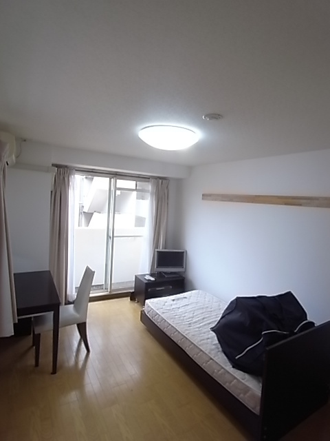 居室・リビング　家具・家電付きプランあり