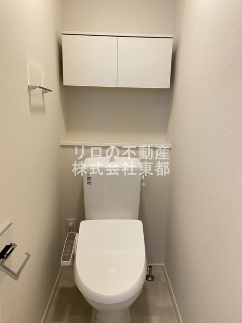 トイレ　洗浄・暖房便座付です！