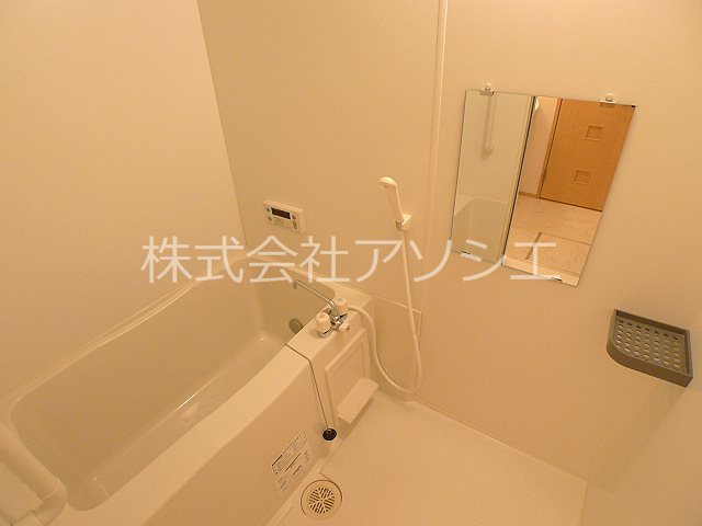 バス・シャワールーム　バスルーム