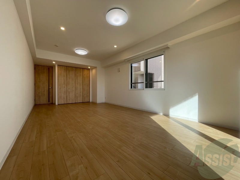 居室・リビング　広々としたリビングですね。使い勝手がよさそうですね！