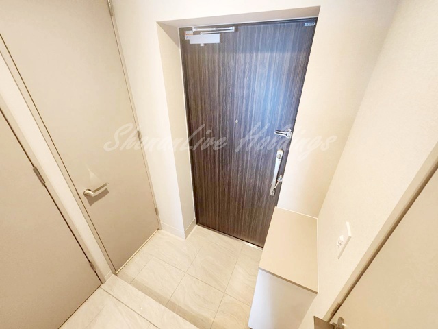 玄関　お履き物が多い方にもおすすめ♪