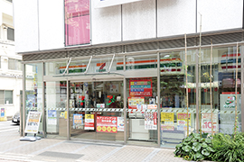 コンビニ　セブンイレブン Luz大森店（コンビニ）まで201m