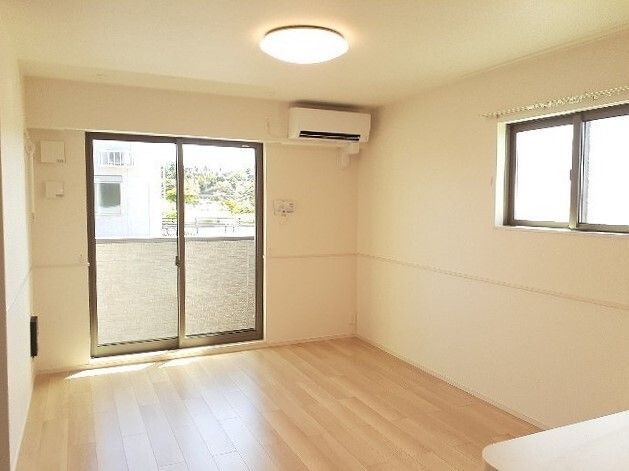 居室・リビング　使いやすい居間です