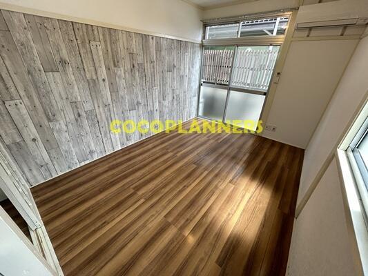 玄関　※別号室の写真です。現況優先となります。