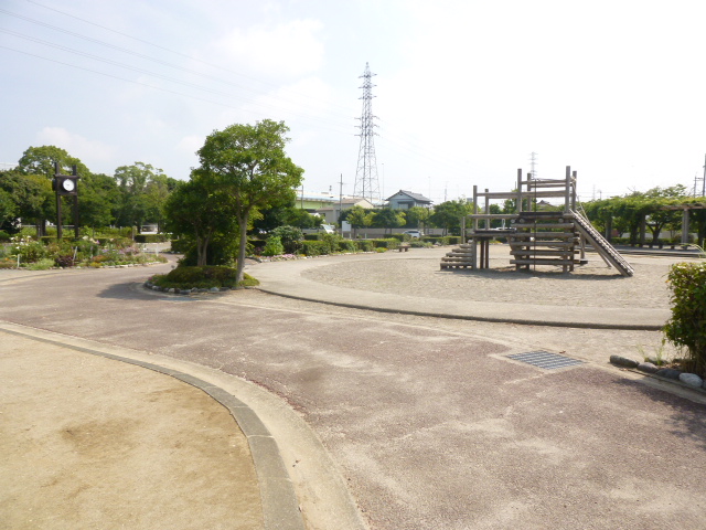 公園　堀越公園（公園）まで393m