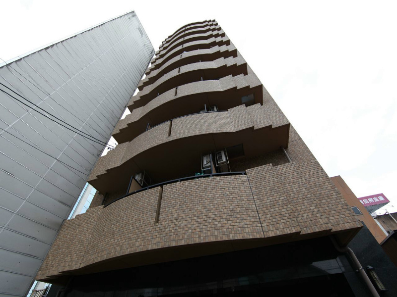 建物外観　外観　防犯カメラオートロック付