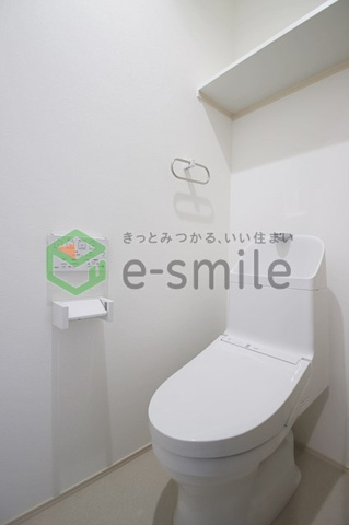 トイレ　※同シリーズの内装写真となります。 ※参考イメージ