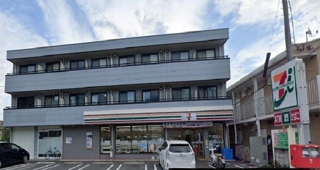 コンビニ　セブンイレブン（コンビニ）まで83m