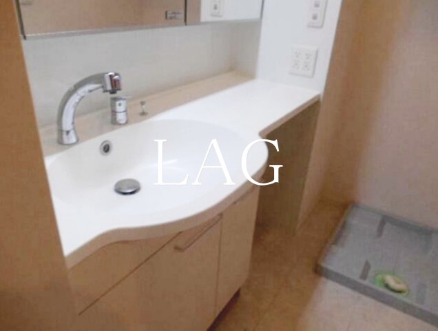 洗面設備　洗面台です。