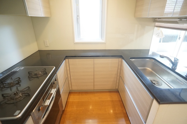 キッチン　※２０２３年８月撮影