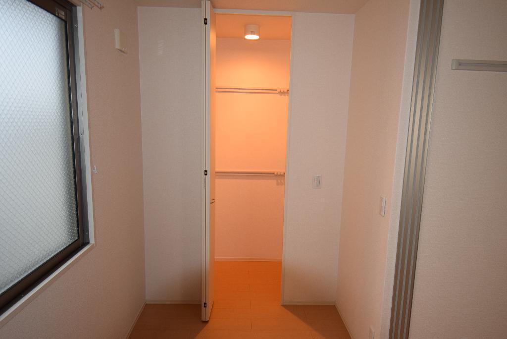 収納　クローゼット