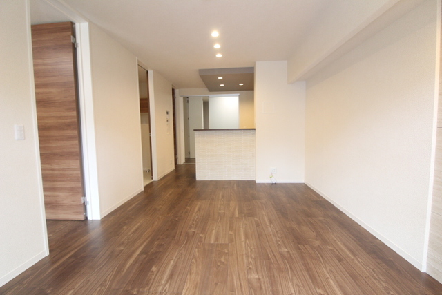 居室・リビング　２００７１３　１０１