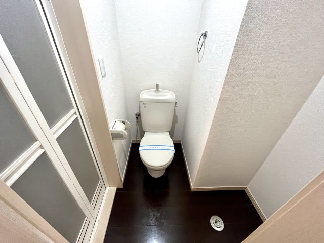 バルコニー　清潔感のあるトイレです！