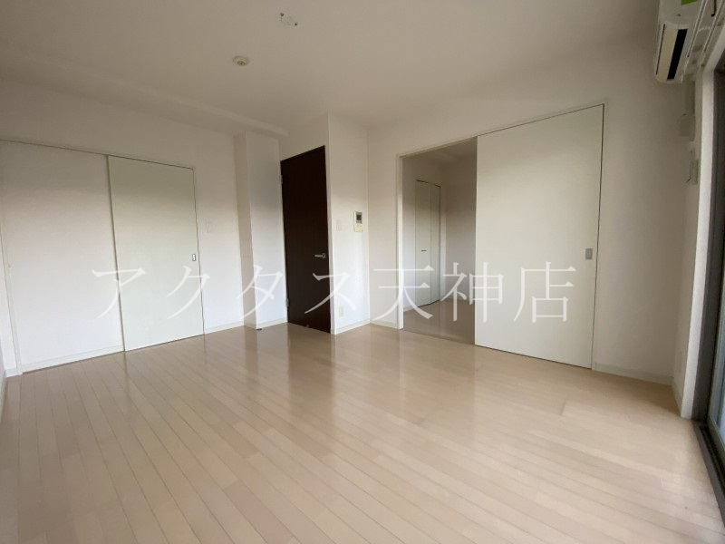 居室・リビング　室内写真は、中部屋を掲載しております。