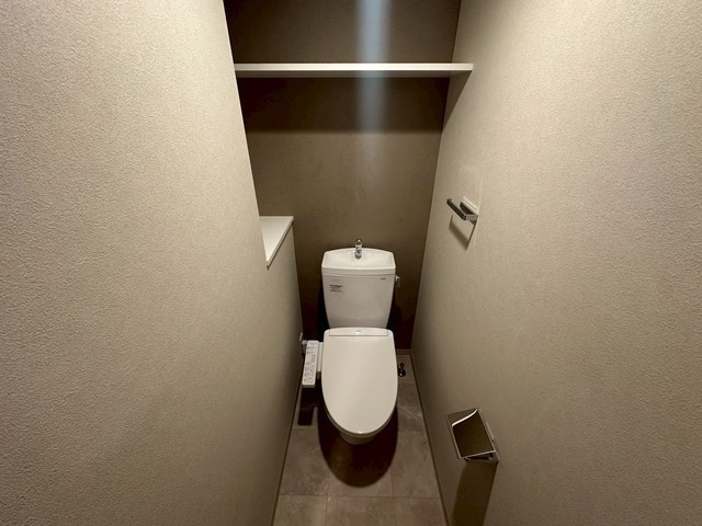 トイレ　別号室の写真です