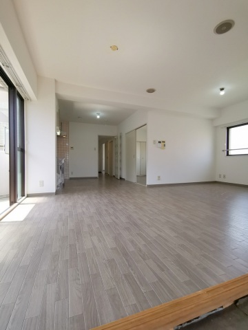 居室・リビング　広々リビング14帖