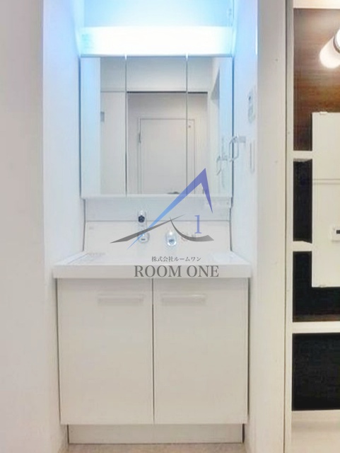 洗面設備　洗面台です。