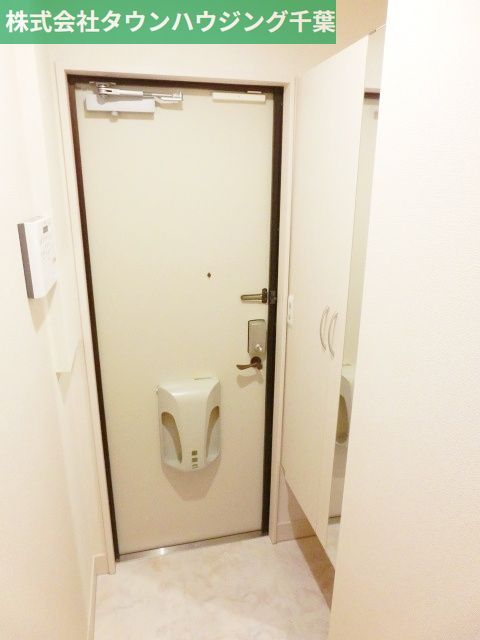 玄関　お部屋探しは【タウンハウジング千葉店】にお任せ下さい♪