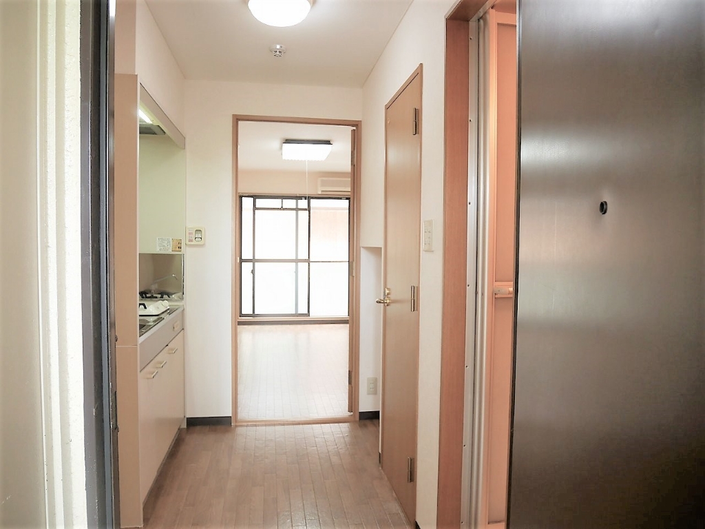 木下マンションの玄関写真