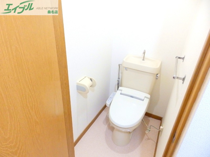 トイレ　別部屋参考写真です