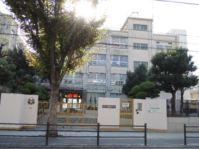 中学校　新東淀中学校（中学校）まで300m