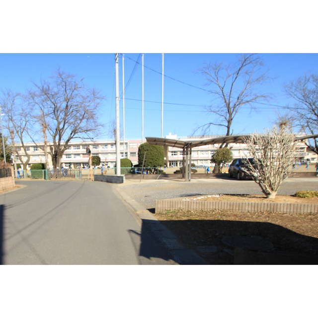 小学校　かすみがうら市立下稲吉東小学校（小学校）まで1160m