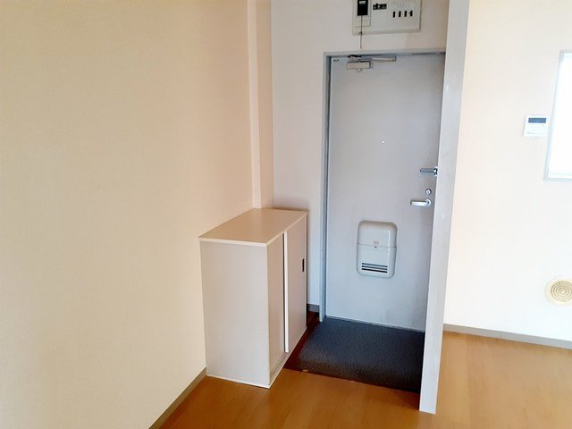玄関　明るい玄関です