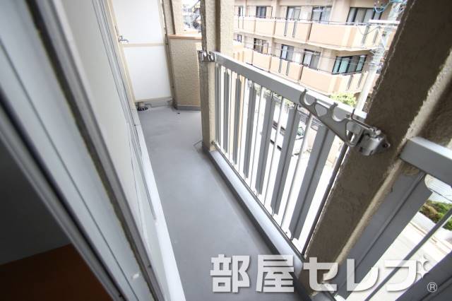 バルコニー　風通しが良いです。