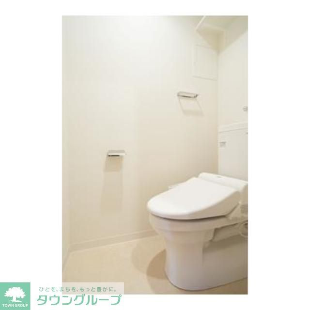トイレ　※写真は同タイプ住戸です。