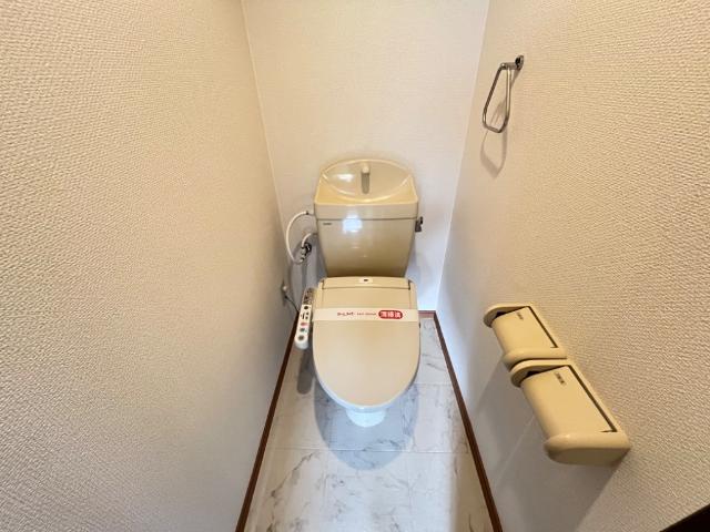 トイレ　シャワー付トイレ