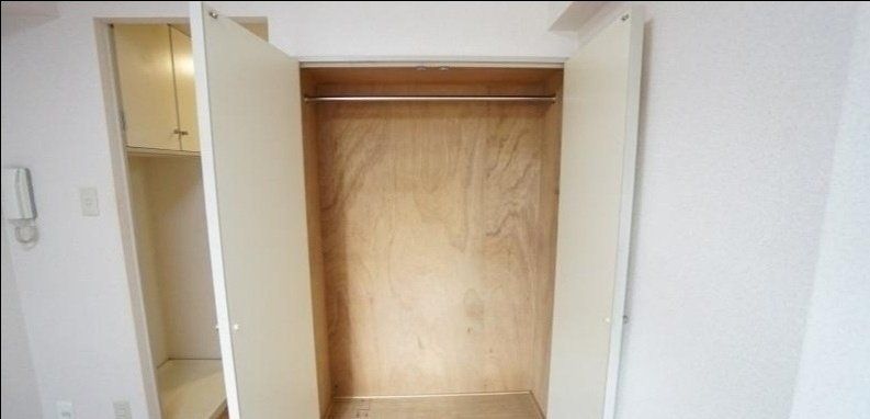 収納　第三慶友ビル