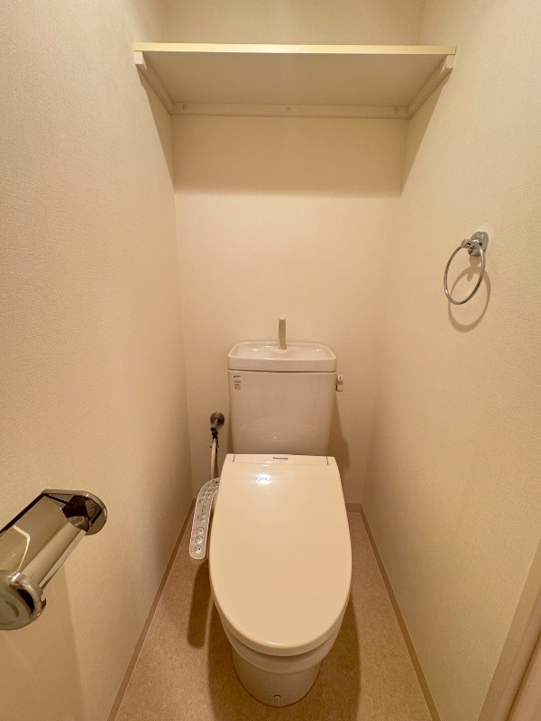 トイレ　※別部屋参考写真