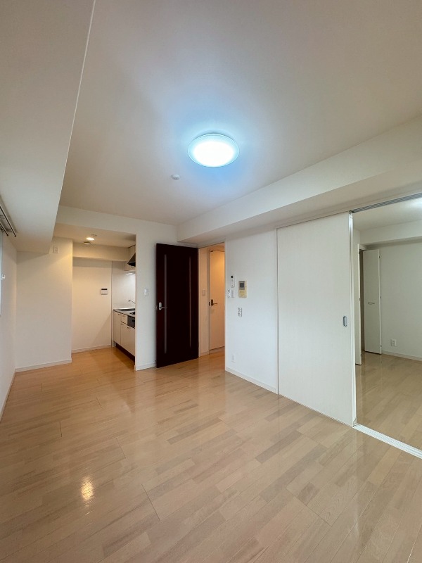 居室・リビング　※別部屋参考写真
