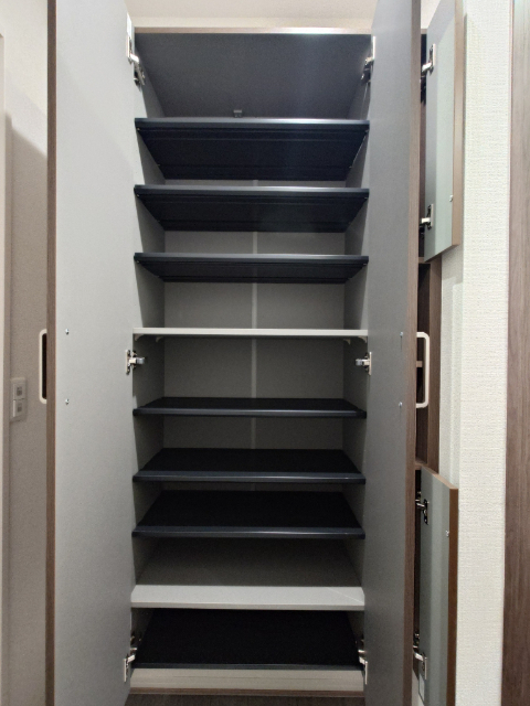 その他設備　シューズボックス
