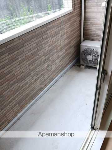 ＪＲ徳島線 徳島駅 バス乗車時間：18分 最寄りバス停で下車 徒歩2分 2階建 築9年の内装写真
