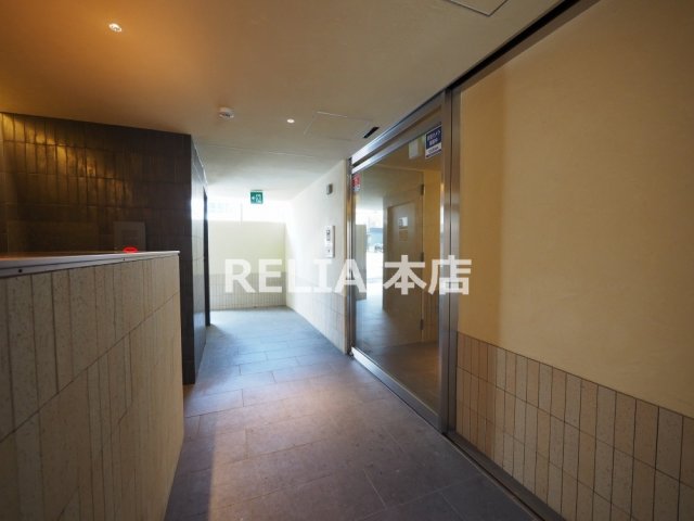 ロビー　★ ★ 口コミ２００件以上　評価４.９のお店 ★ ★