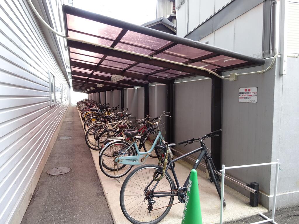 地下鉄七隈線 渡辺通駅 徒歩7分 15階建 築28年のその他写真