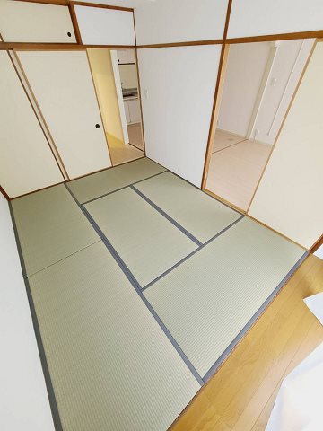 UR武庫川 8号棟の内装写真