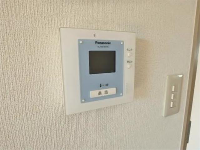 セキュリティ　モニター付きインターホン
