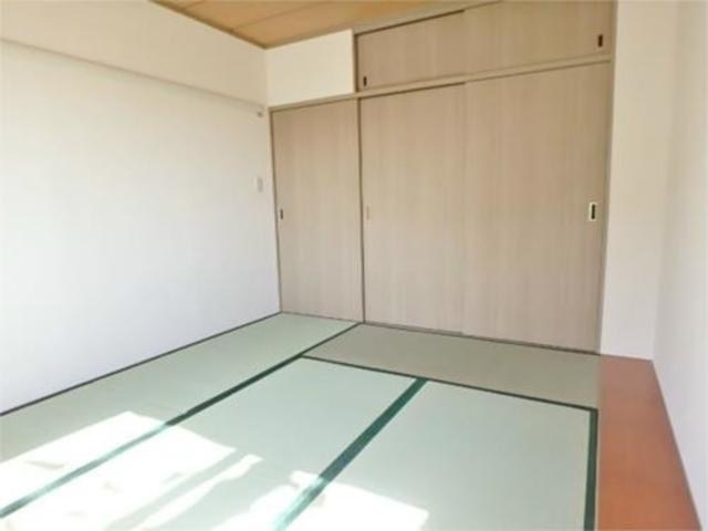 収納　６．５帖の和室です