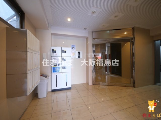 エントランス　共用部の印象も大切に